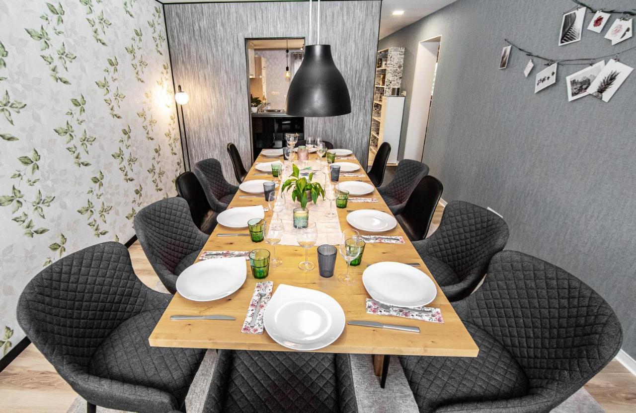 Bookeinfach Bad Ems - Private - Sauna Jacuzzi Whirlpool Swimmingpool Alahna Sup Beachvolleyball Billiards Ping Pong Cinema Theater Music Disco Ball Bbq Und Parkplaetze Εξωτερικό φωτογραφία