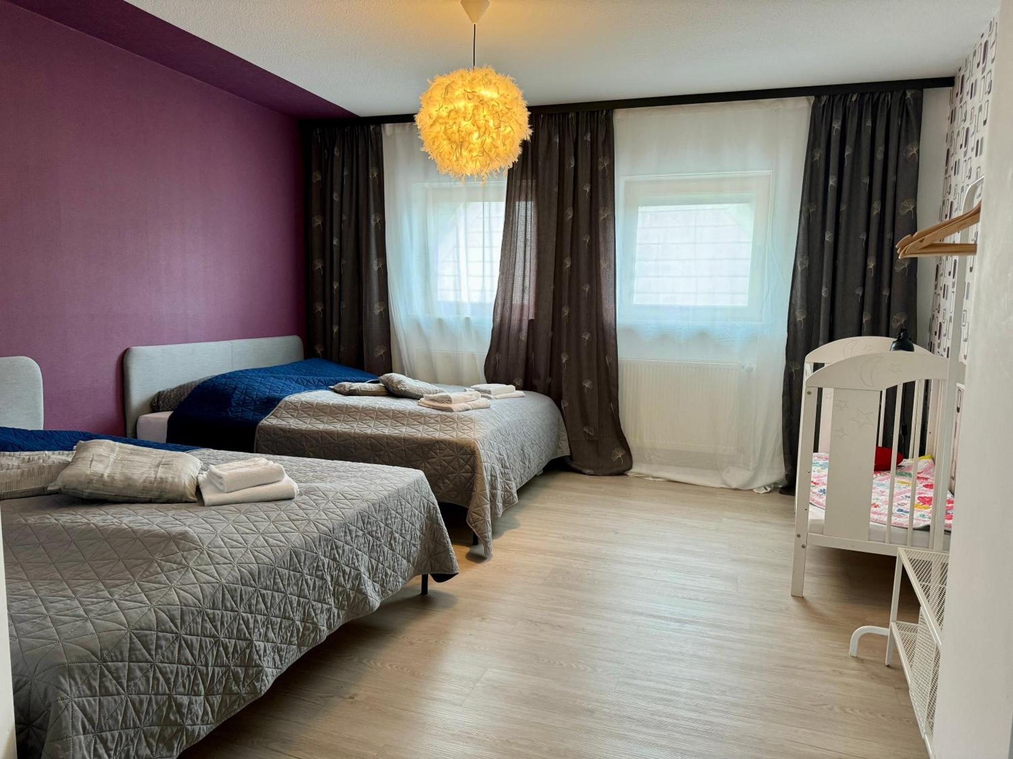 Bookeinfach Bad Ems - Private - Sauna Jacuzzi Whirlpool Swimmingpool Alahna Sup Beachvolleyball Billiards Ping Pong Cinema Theater Music Disco Ball Bbq Und Parkplaetze Εξωτερικό φωτογραφία