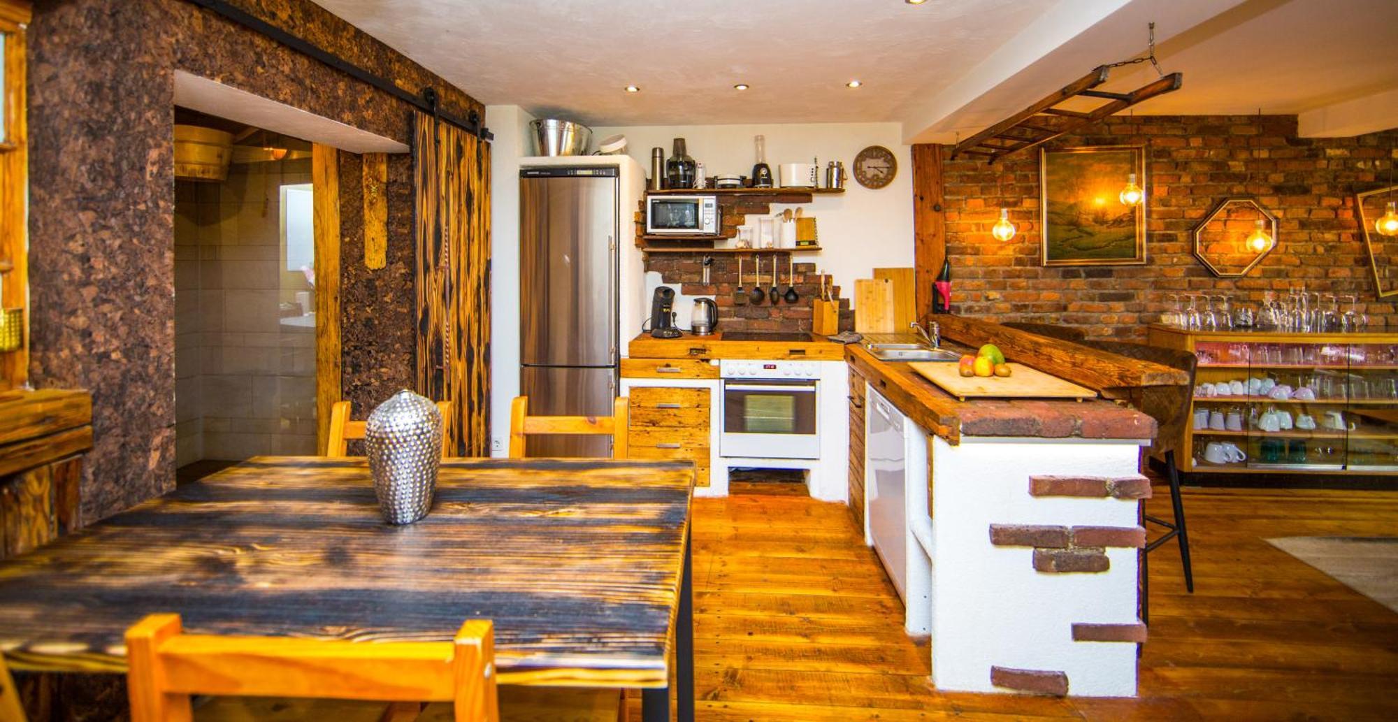 Bookeinfach Bad Ems - Private - Sauna Jacuzzi Whirlpool Swimmingpool Alahna Sup Beachvolleyball Billiards Ping Pong Cinema Theater Music Disco Ball Bbq Und Parkplaetze Εξωτερικό φωτογραφία