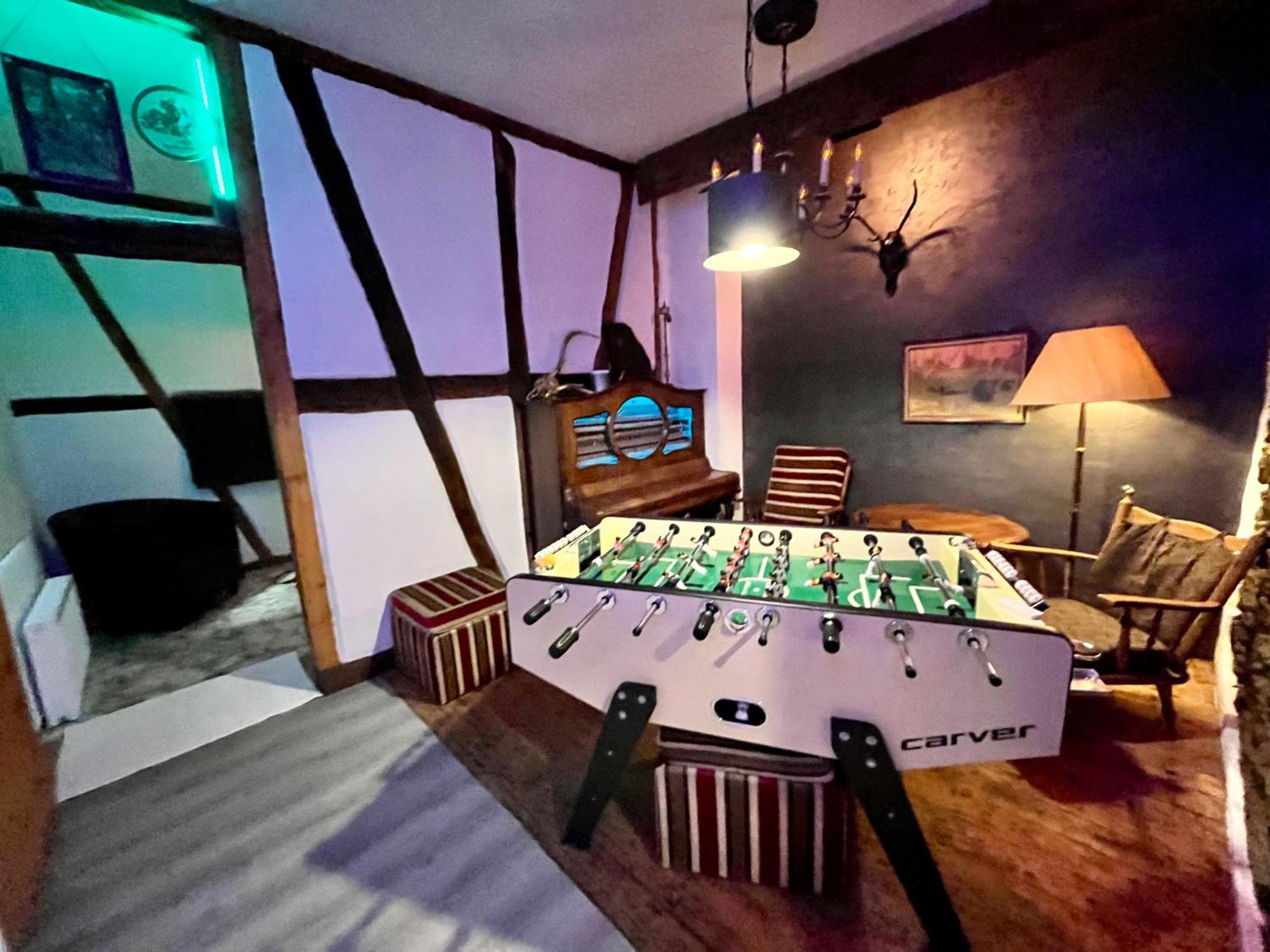 Bookeinfach Bad Ems - Private - Sauna Jacuzzi Whirlpool Swimmingpool Alahna Sup Beachvolleyball Billiards Ping Pong Cinema Theater Music Disco Ball Bbq Und Parkplaetze Εξωτερικό φωτογραφία